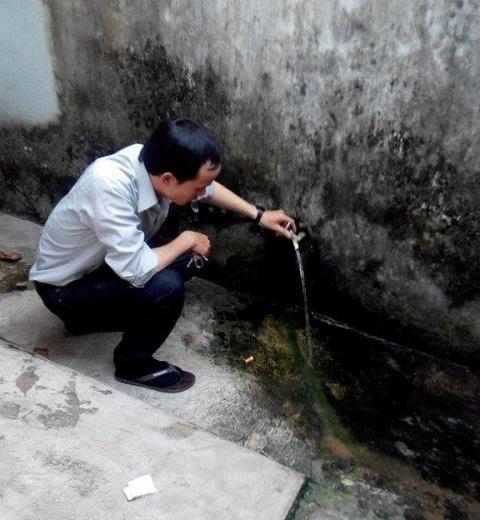 [-]96%[-]dân[-]Sài[-]Gòn[-]phải[-]xài[-]nước[-]bẩn?